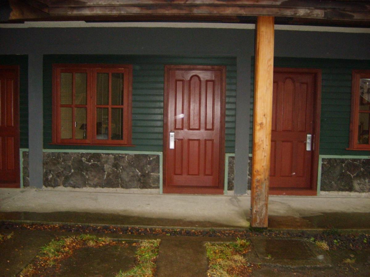 Yan Kee Way Lodge Bungalow Puerto Varas Esterno foto