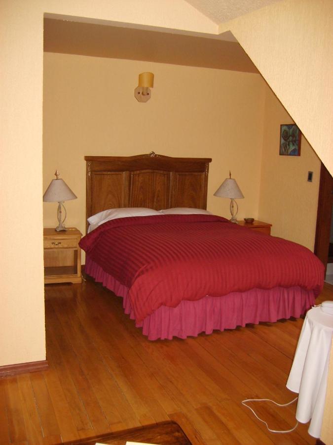Yan Kee Way Lodge Bungalow Puerto Varas Esterno foto